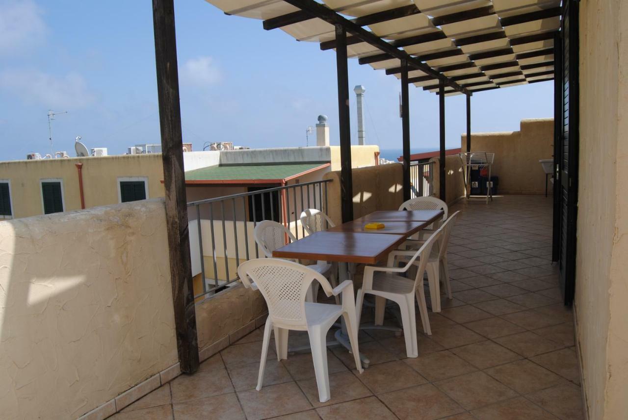 Appartamenti "Torre Del Mito" Santa Cesarea Terme Exterior foto